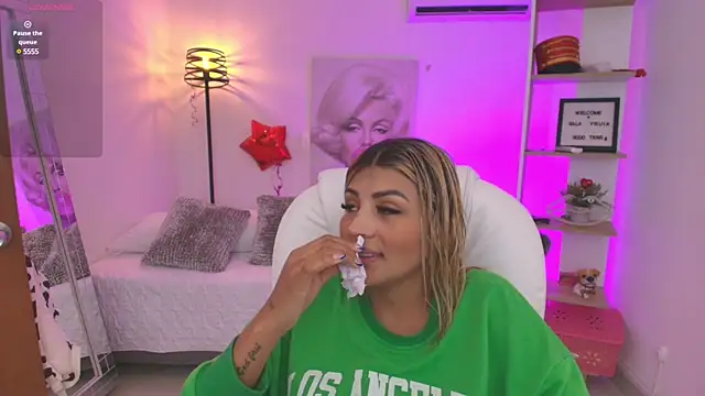 SALOOMEE   online show from March 10, 11:10 am