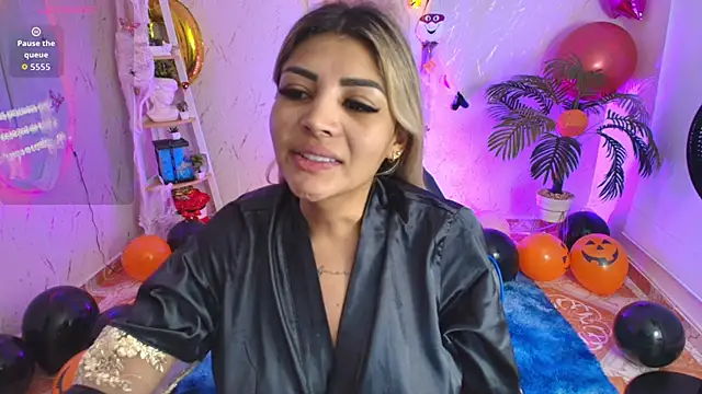 SALOOMEE   online show from October 15, 10:59 am