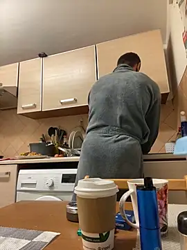 Yourhotboy 42 online show from February 1, 10:34 pm