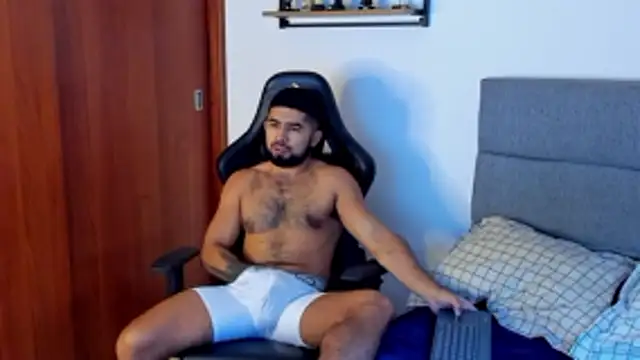 ethaanjones online show from January 7, 8:22 pm