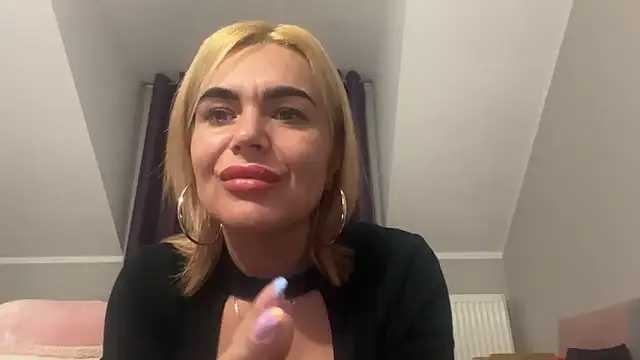 DESIREjenny online show from December 16, 11:12 am