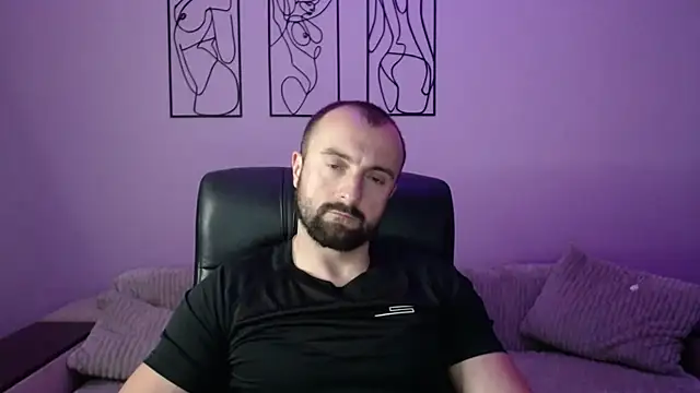 brindlefly6969 online show from September 9, 11:43 am