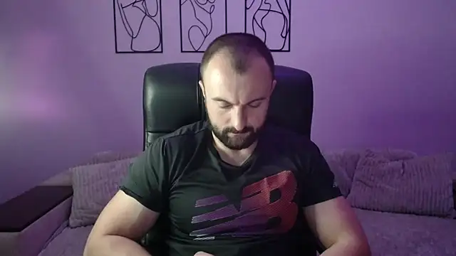 brindlefly6969 online show from October 6, 12:02 pm