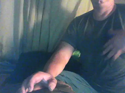 Snapshot of gaby9797 chatting on February 26, 7:51 am gaby9797 online show from February 26, 7:51 am