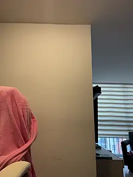 Snapshot of pamell_col chatting on February 1, 2:59 pm pamell col online show from February 1, 2:59 pm