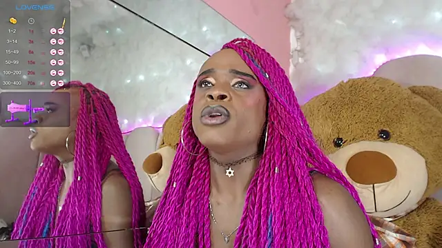 puca ebony online show from January 24, 11:12 pm