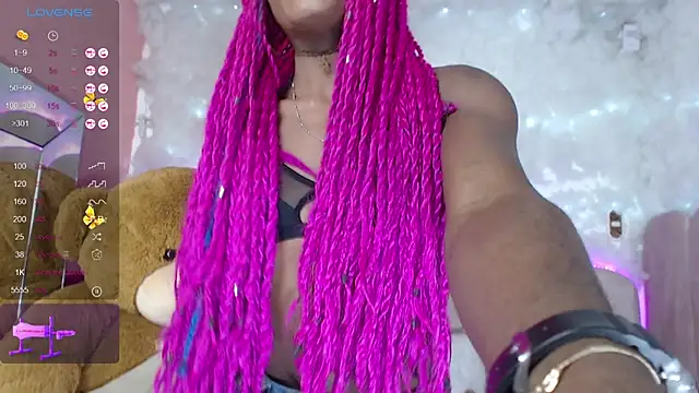 puca ebony online show from January 28, 7:21 pm