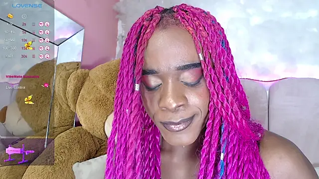 puca ebony online show from January 28, 10:23 pm