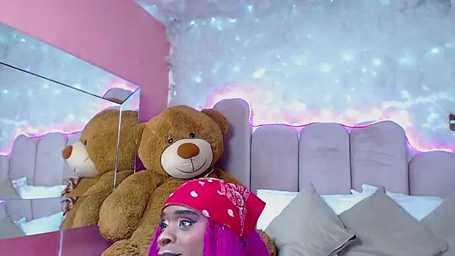 puca ebony online show from March 12, 7:49 pm