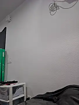 Iliketocooksquirt25 online show from October 4, 12:52 am