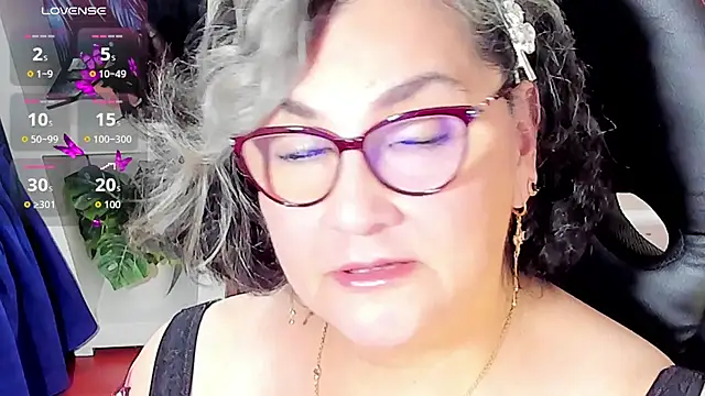 cataleya mom online show from October 29, 11:12 am