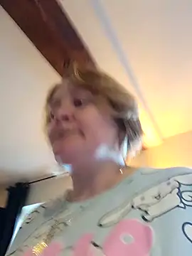 lady charlyne online show from April 7, 6:08 pm