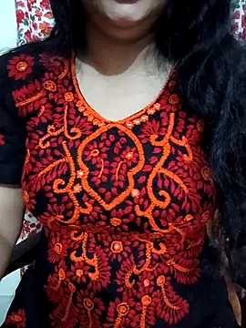 Snapshot of Priya_Boudi chatting on April 30, 6:36 pm Priya Boudi online show from April 30, 6:36 pm