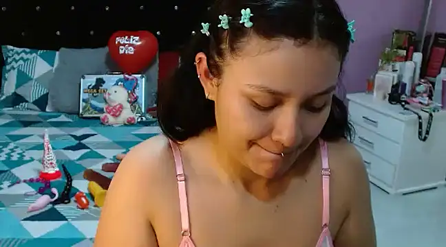 soniafuckboobs online show from February 26, 12:36 pm