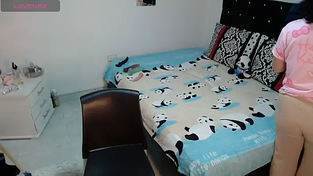 soniafuckboobs online show from February 24, 12:14 pm