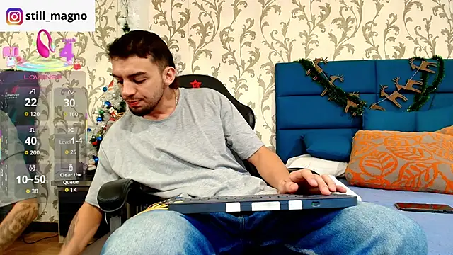 Michael magno online show from December 20, 11:12 pm