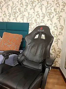 Michael magno online show from February 14, 11:29 am