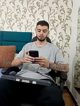 Michael magno online show from February 24, 8:07 pm