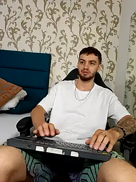 Michael magno online show from March 22, 3:21 am