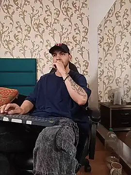 Michael magno online show from July 8, 10:09 am