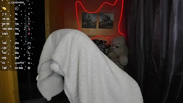 Snapshot of Fiery_Brunette_ chatting on March 8, 3:02 pm Fiery Brunette online show from March 8, 3:02 pm