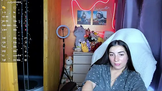 Snapshot of Fiery_Brunette_ chatting on September 27, 9:36 am Fiery Brunette online show from September 27, 9:36 am