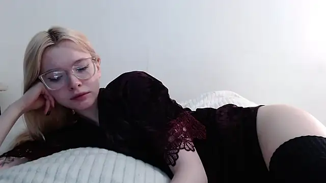 Snapshot of Sataobby chatting on February 23, 1:21 pm Sataobby online show from February 23, 1:21 pm