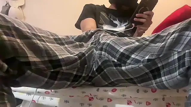 Snapshot of Phillydick168 chatting on May 16, 12:37 pm Phillydick168 online show from May 16, 12:37 pm