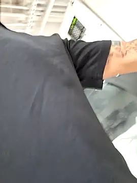 Snapshot of playtyme420691 chatting on December 10, 5:44 pm playtyme420691 online show from December 10, 5:44 pm