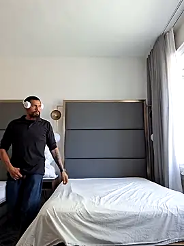 Snapshot of playtyme420691 chatting on January 1, 8:04 pm playtyme420691 online show from January 1, 8:04 pm