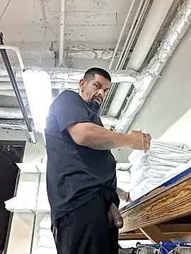 Snapshot of playtyme420691 chatting on October 21, 7:03 pm playtyme420691 online show from October 21, 7:03 pm