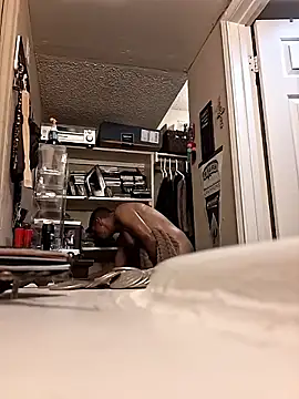 Snapshot of playtyme420691 chatting on October 24, 2:02 pm playtyme420691 online show from October 24, 2:02 pm