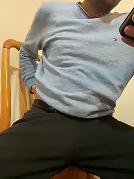 rhuh3991 online show from March 2, 11:09 pm