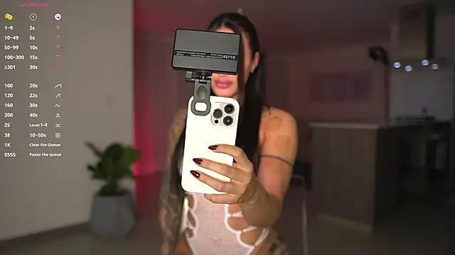 Daihanwatson  online show from September 13, 1:49 am