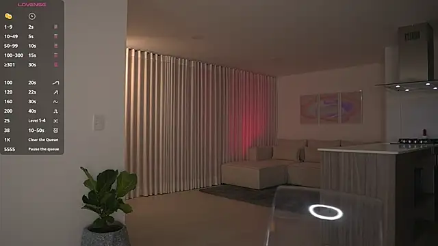 Daihanwatson  online show from October 6, 1:36 am