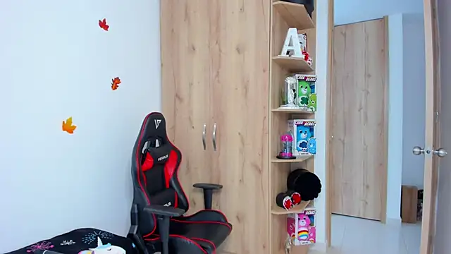  amanda seyfried19 online show from December 14, 6:09 pm