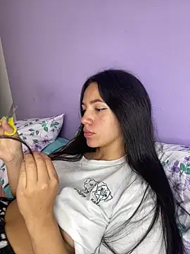 hannahb-e online show from January 30, 5:39 pm