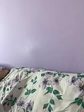 hannahb-e online show from March 10, 6:56 pm