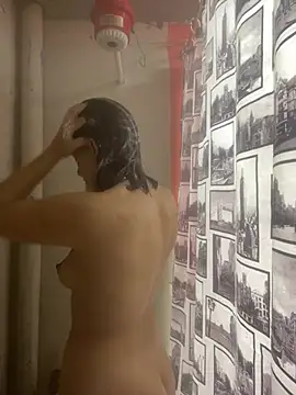 hannahb-e online show from March 11, 5:35 pm