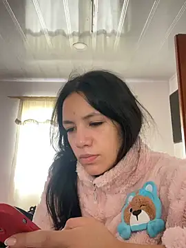 hannahb-e online show from July 19, 4:22 pm