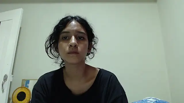 AlinaWoolf  online show from April 16, 6:52 pm