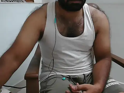 Snapshot of Tamil_Boy28 chatting on May 28, 4:48 pm Tamil Boy28 online show from May 28, 4:48 pm