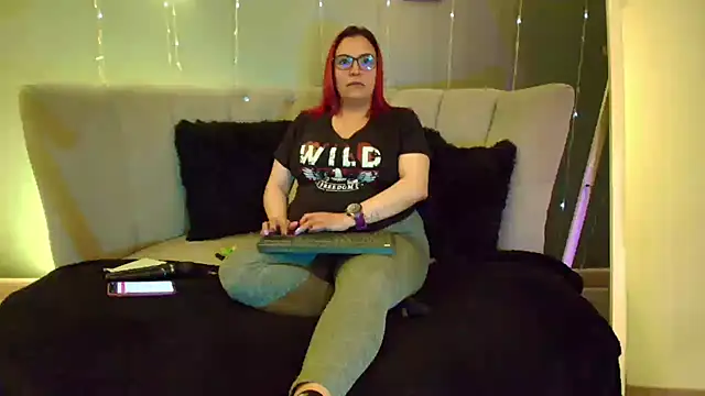 Snapshot of Sammy_owens_ chatting on February 2, 12:35 pm Sammy owens online show from February 2, 12:35 pm