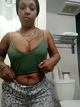 Snapshot of mariah2299 chatting on February 28, 5:37 am mariah2299 online show from February 28, 5:37 am