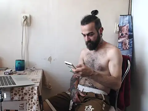 Snapshot of KalebConnor chatting on June 7, 11:03 am KalebConnor online show from June 7, 11:03 am