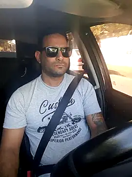 hecwil8 online show from November 17, 11:38 am