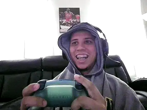 Snapshot of flakoGang chatting on October 17, 5:15 pm flakoGang online show from October 17, 5:15 pm