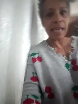 CeceilaMoon online show from April 8, 3:23 pm