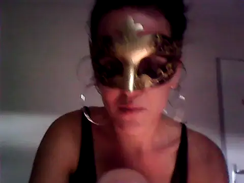 Masquegirlmysterious online show from October 1, 1:17 pm