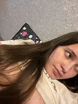 Snapshot of Angel__lika chatting on January 4, 7:13 pm Angel  lika online show from January 4, 7:13 pm